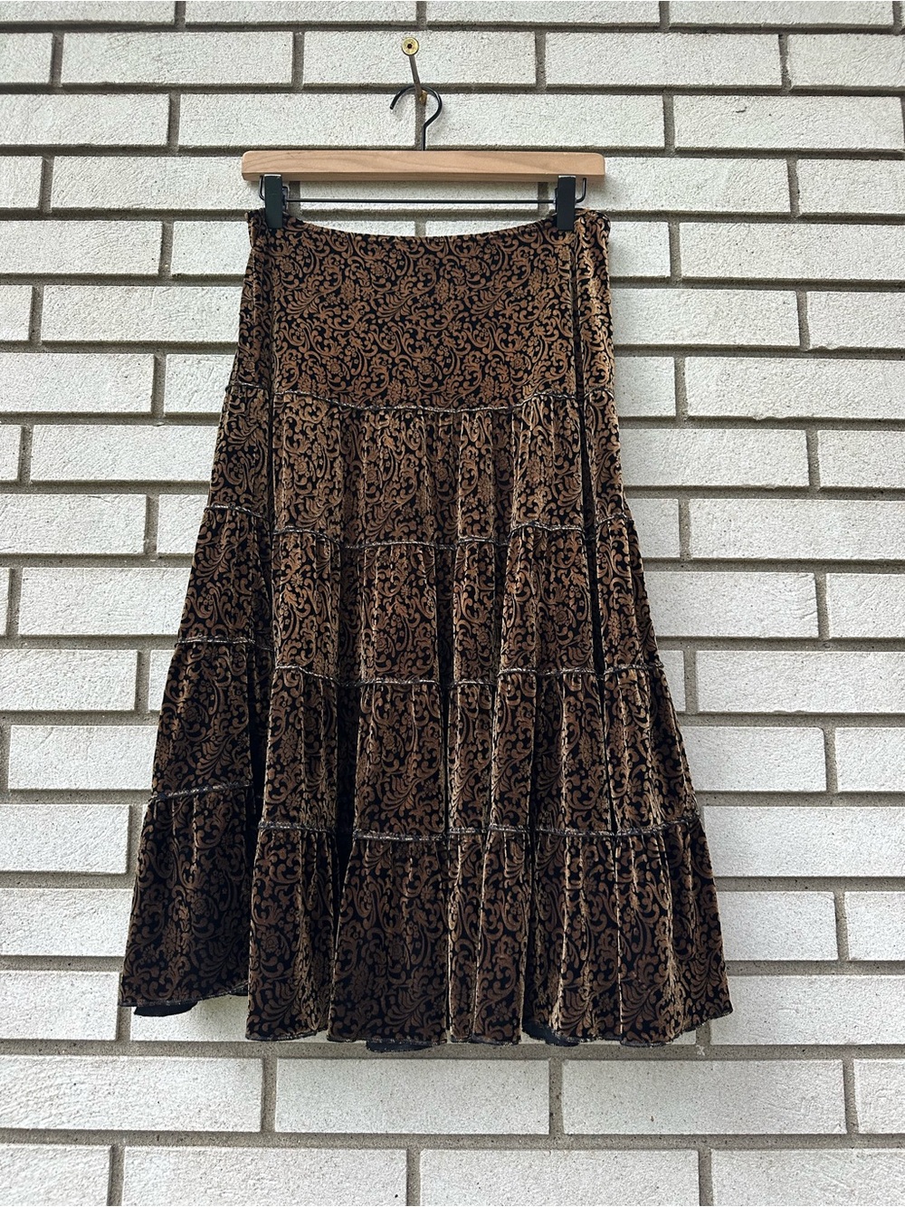 Vintage Paniz 8 Black Bronze Velvet Flocked Baroque Tiered Boho Midi Skirt